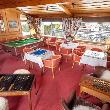 Chalet-hotel Neige Et Roc, The Originals Relais Hotel