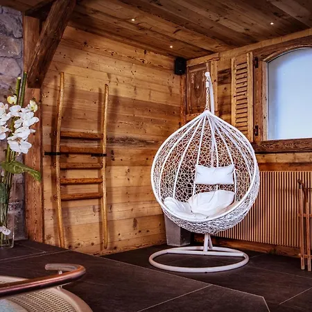 Chalet-hotel Neige Et Roc, The Originals Relais 4* Samoens