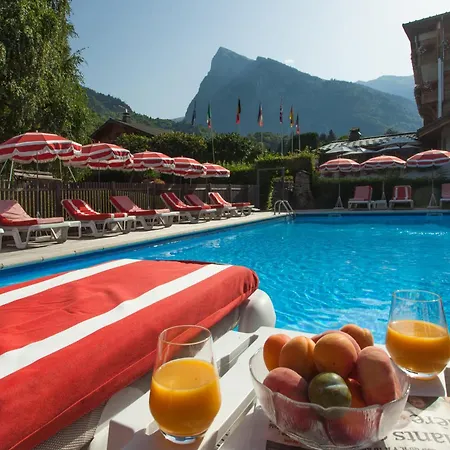 Hotel Chalet-hotel Neige Et Roc, The Originals Relais Samoens
