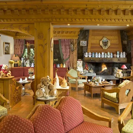 Chalet-hotel Neige Et Roc, The Originals Relais 4* Samoens