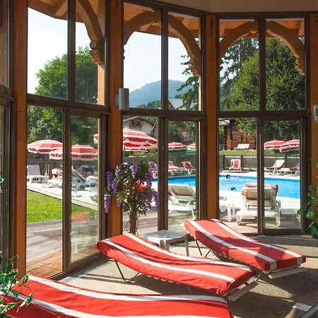 Chalet-hotel Neige Et Roc, The Originals Relais Samoens