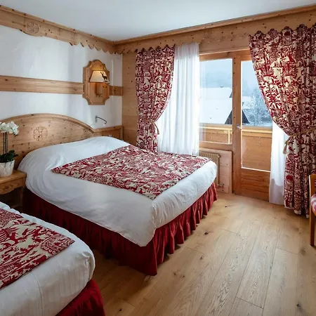 Chalet-hotel Neige Et Roc, The Originals Relais 4*
