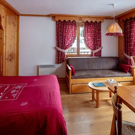 Hotel Chalet-hotel Neige Et Roc, The Originals Relais 4*