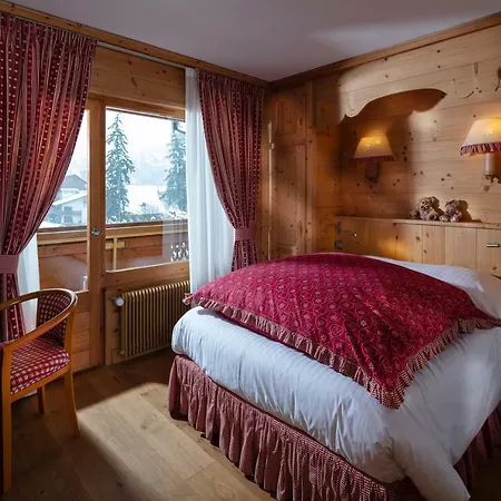 Chalet-hotel Neige Et Roc, The Originals Relais 4*
