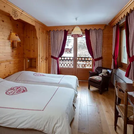 Chalet-hotel Neige Et Roc, The Originals Relais 4* Samoens