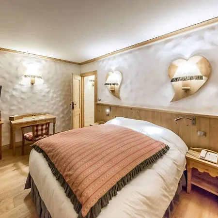 Chalet-hotel Neige Et Roc, The Originals Relais 4*