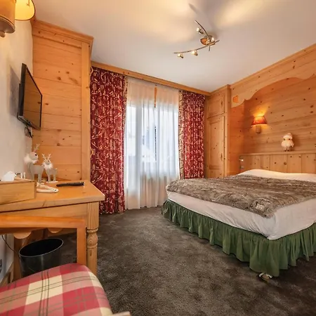 Chalet-hotel Neige Et Roc, The Originals Relais Hotel 4*