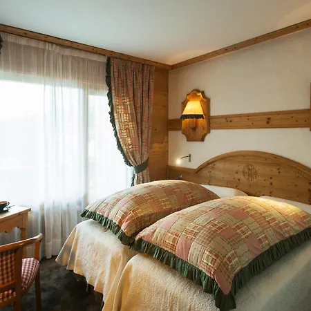 Hotel Chalet-hotel Neige Et Roc, The Originals Relais Samoëns